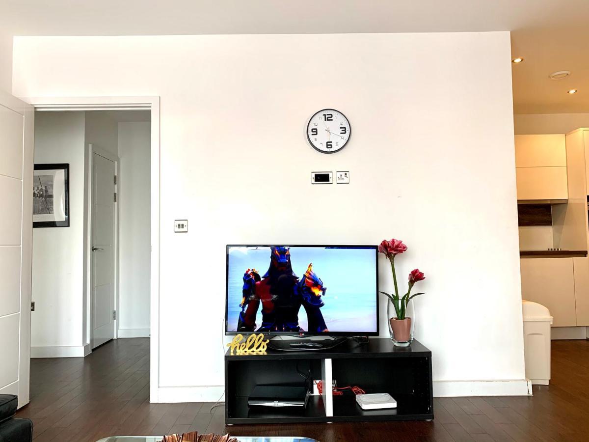 2-Bedrooms Modern Apartment Next To Velodrome, Lounge, Balcony, Parking, Abba Λονδίνο Εξωτερικό φωτογραφία