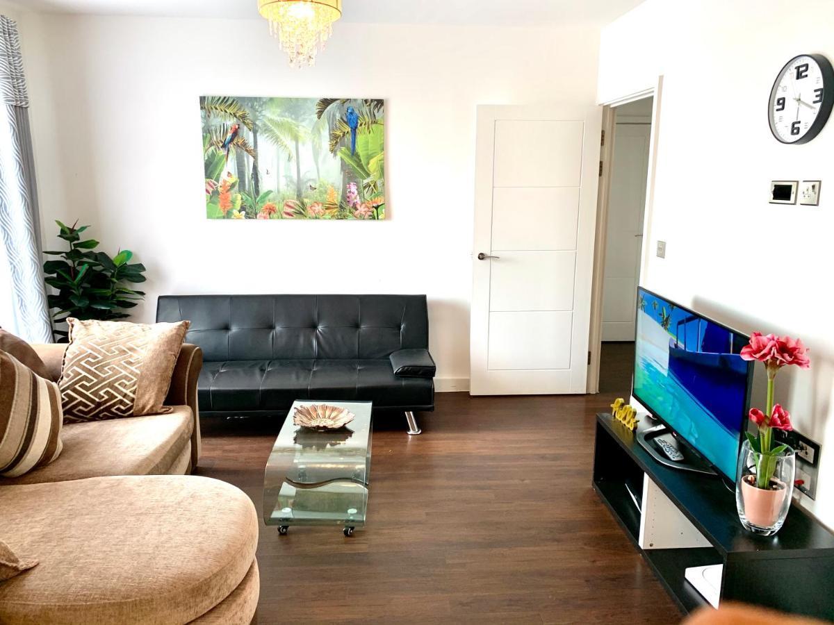 2-Bedrooms Modern Apartment Next To Velodrome, Lounge, Balcony, Parking, Abba Λονδίνο Εξωτερικό φωτογραφία